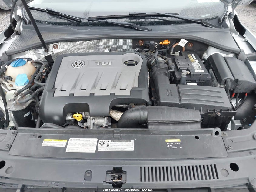 2014 VOLKSWAGEN PASSAT 2.0L TDI SE · Фото 10