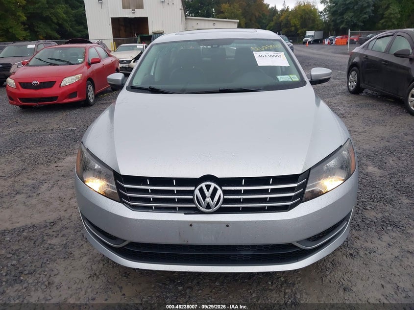 2014 VOLKSWAGEN PASSAT 2.0L TDI SE · Фото 12