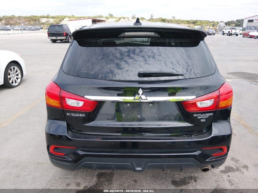 2019 MITSUBISHI OUTLANDER SPORT 2.0 SE · Фото 17