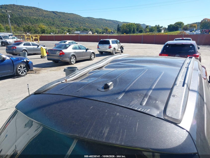 CHEVROLET TRAVERSE 2015 VIN 1GNKVHKD3FJ281357