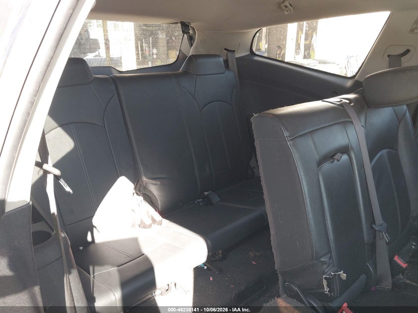 CHEVROLET TRAVERSE 2015 VIN 1GNKVHKD3FJ281357