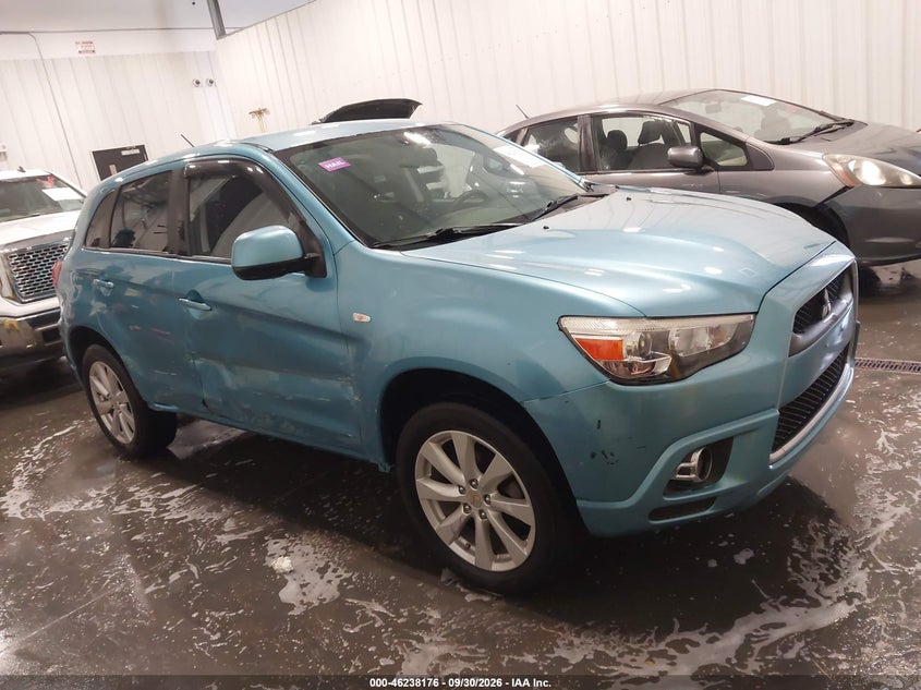 2012 MITSUBISHI OUTLANDER SPORT SE · Фото 13