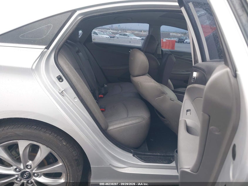 HYUNDAI SONATA 2011 VIN 5NPEC4AC6BH114846