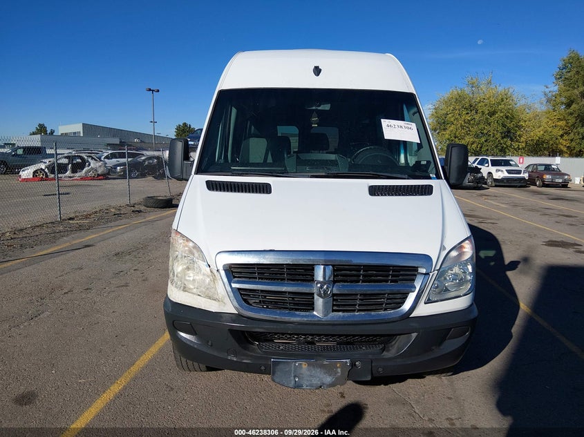 Фото 12 - DODGE SPRINTER WAGON 2500
