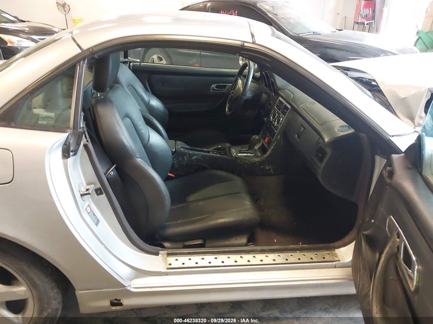MERCEDES-BENZ SLK 230 2003 VIN WDBKK49F83F271678