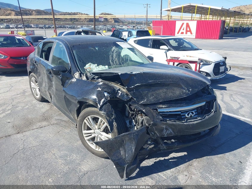 2013 INFINITI G37X