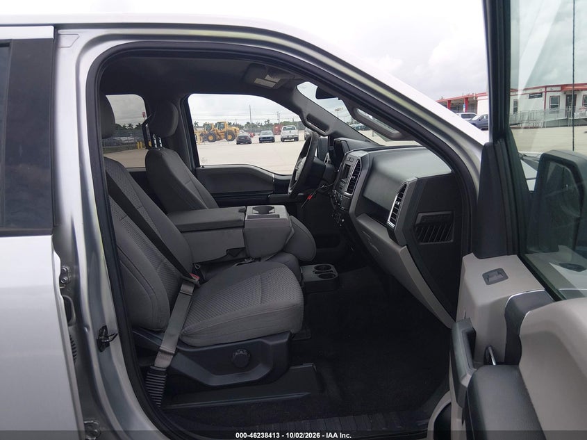 2016 FORD F-150 XLT · Фото 5