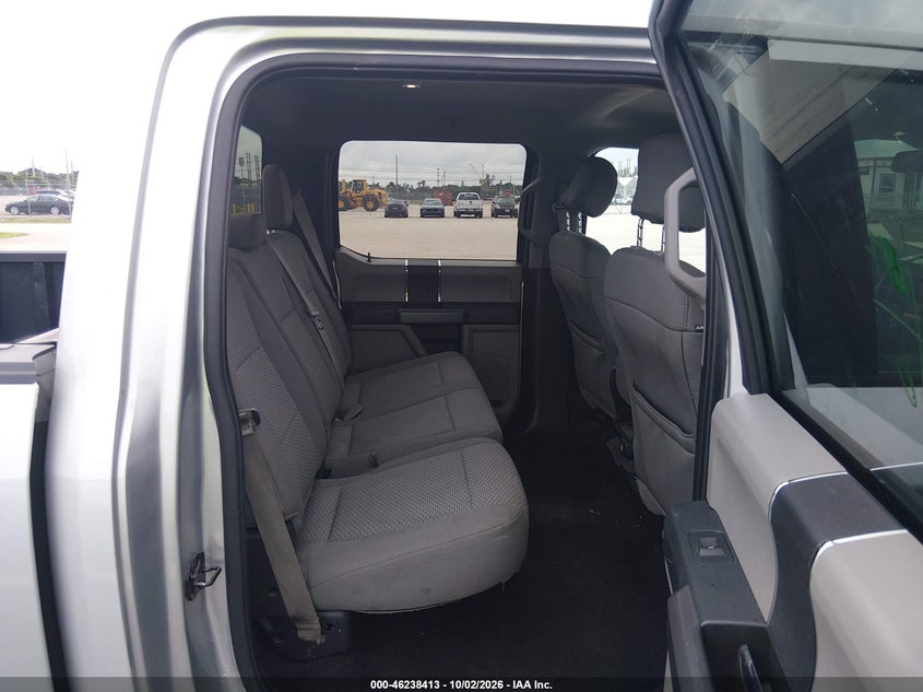 2016 FORD F-150 XLT · Фото 8