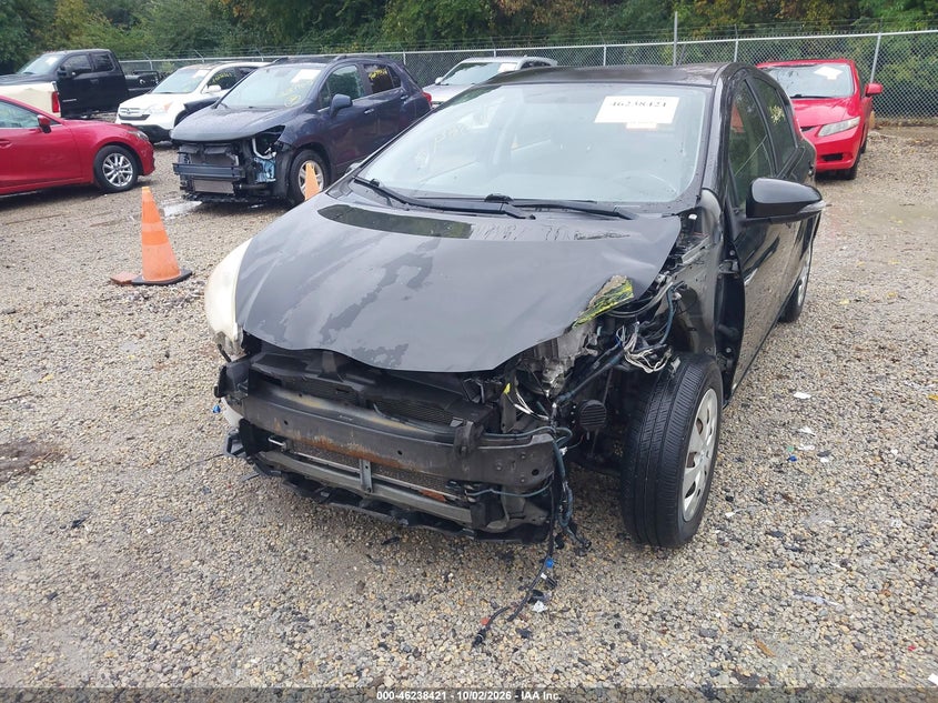 TOYOTA PRIUS C 2013 VIN JTDKDTB30D1536145