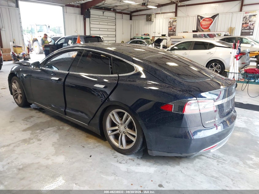 Vin: 5yjsa1dn4dfp04517, lot: 46738527, tesla model s 20133