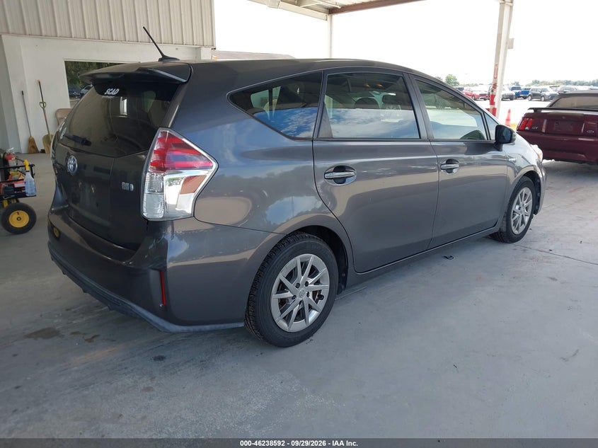 TOYOTA PRIUS V - zdjęcie 4
