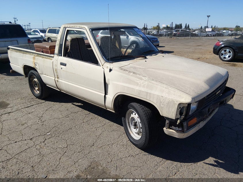 1986 TOYOTA PICKUP