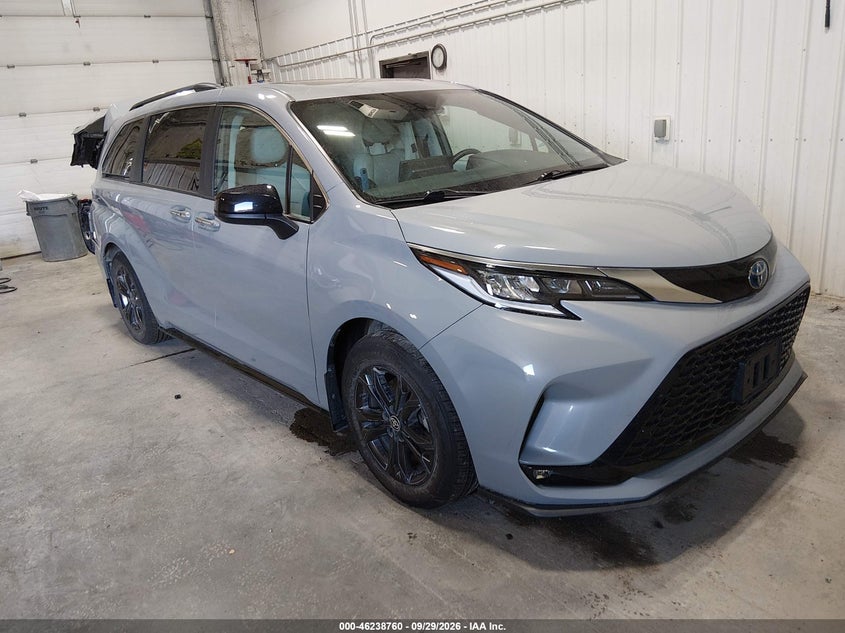 Vin: 5tdgskfc4rs112770, lot: 46738754, toyota sienna xse 7-passenger 20241