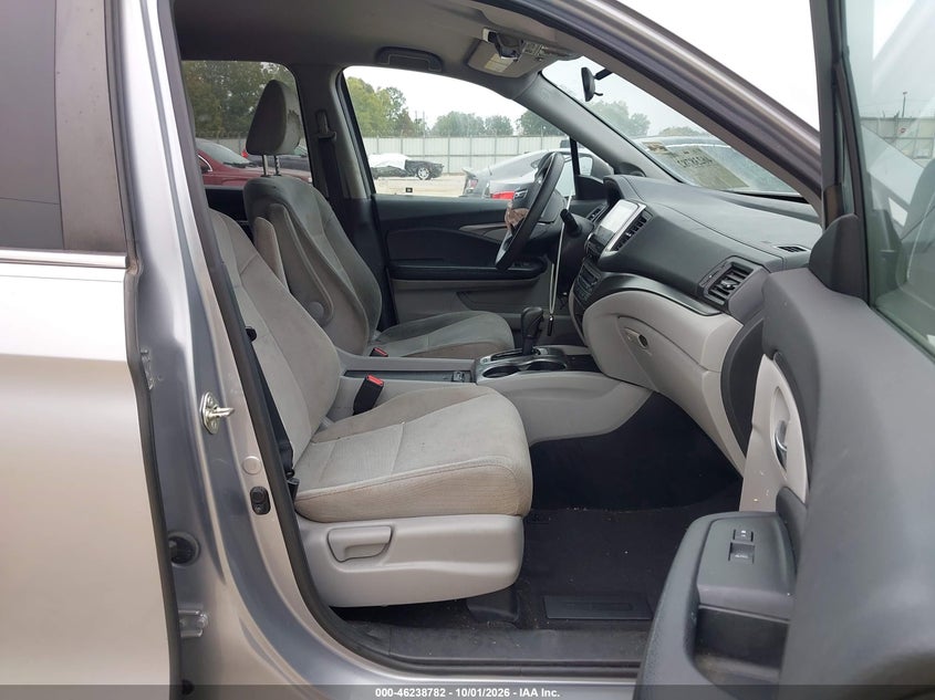 2017 HONDA PILOT EX · Фото 5