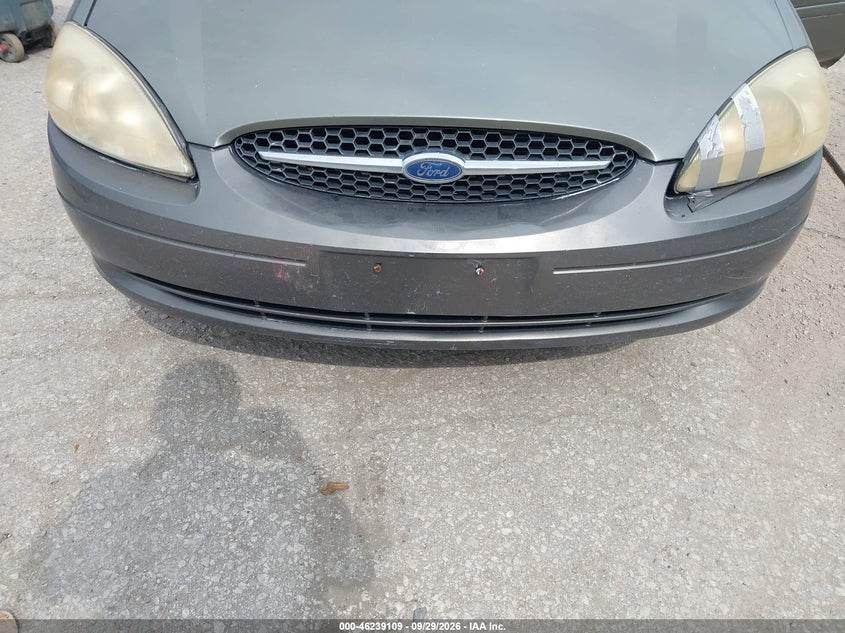 2002 FORD TAURUS auction photo 6