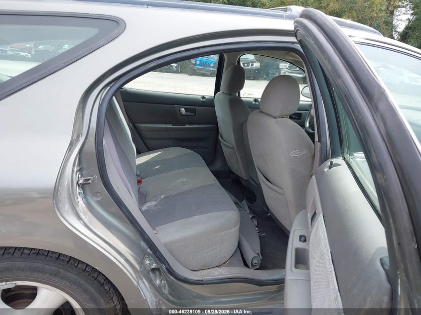 2002 FORD TAURUS auction photo 8