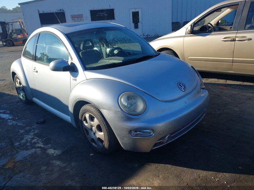 2002 VOLKSWAGEN NEW BEETLE GLS