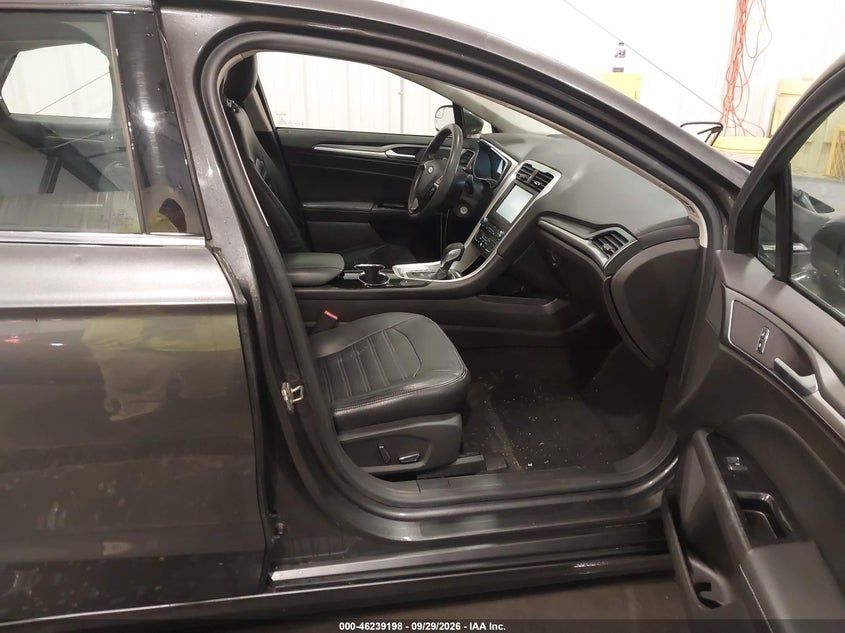 2016 FORD FUSION SE · Фото 5