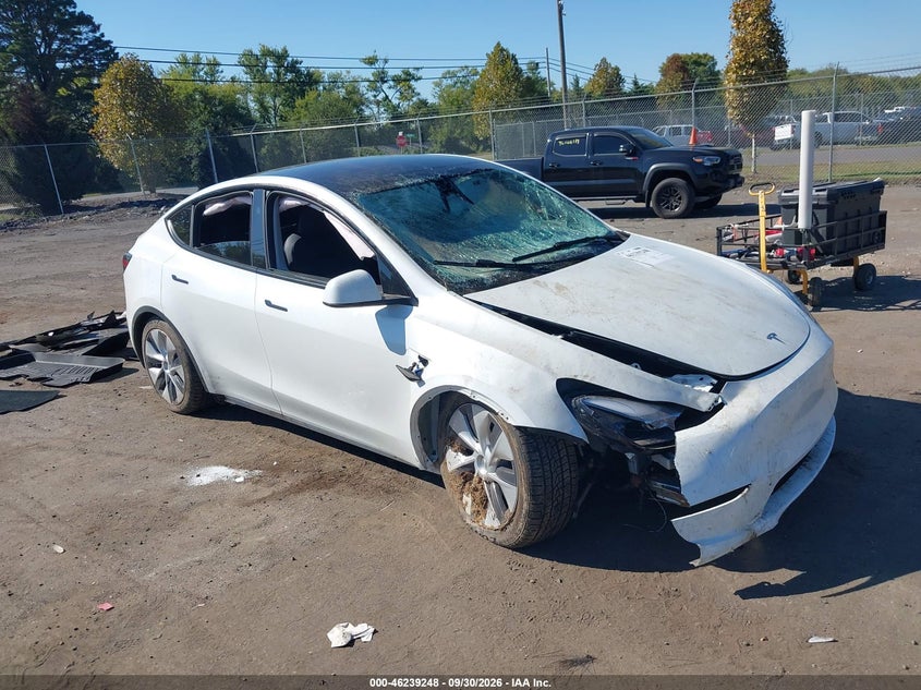 Vin: 7saygdee0ra285632, lot: 46739242, tesla model y long range dual motor all-wheel drive 2024 img_1