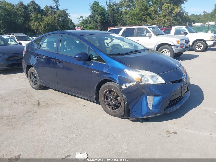 Vin: jtdkn3du0e0390789, lot: 46739325, toyota prius three 20141