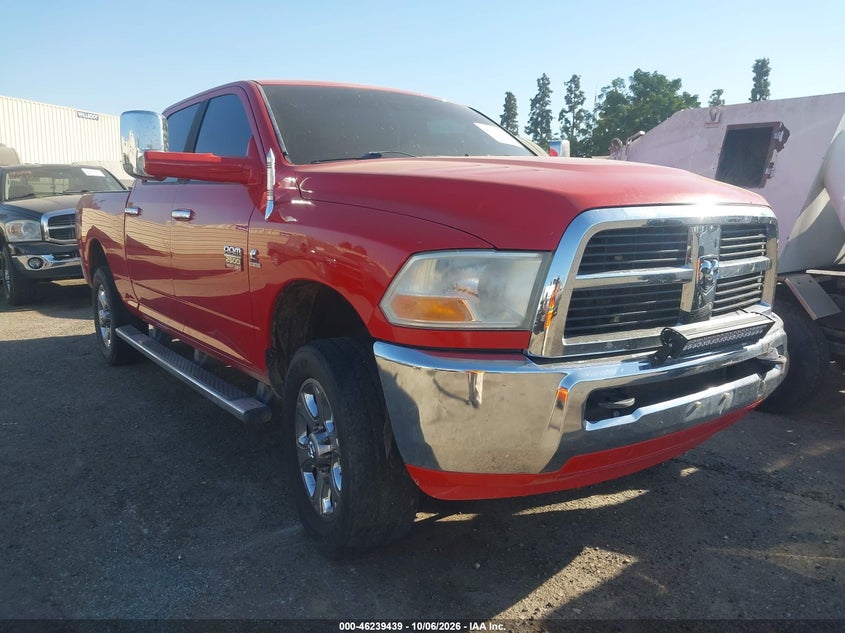 Vin: 3c6ud5dl5cg259386, lot: 46739433, ram 2500 slt 20121