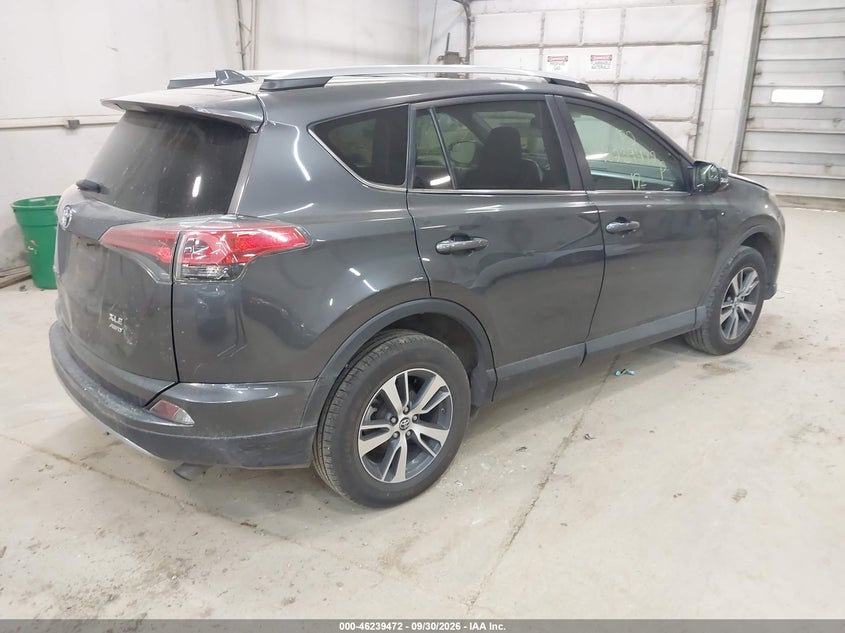 TOYOTA RAV4 - zdjęcie 4