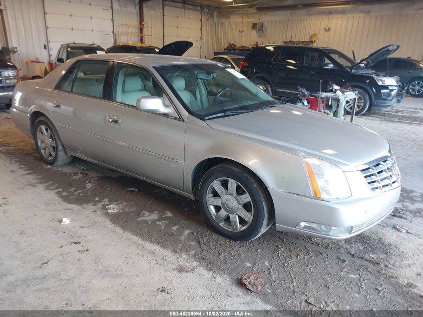 2007 CADILLAC DTS LUXURY I