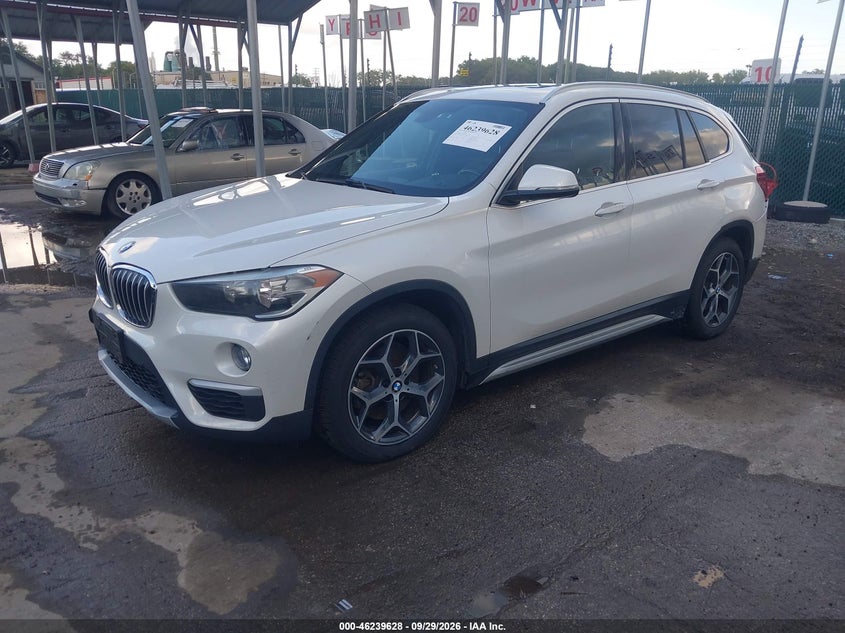 BMW X1 - zdjęcie 2