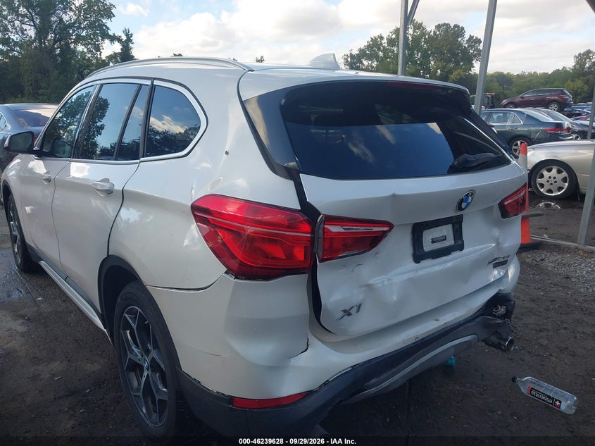 BMW X1 - zdjęcie 6