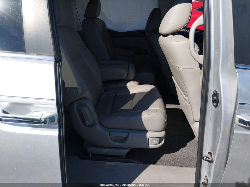 2011 HONDA ODYSSEY EX-L · Фото 8