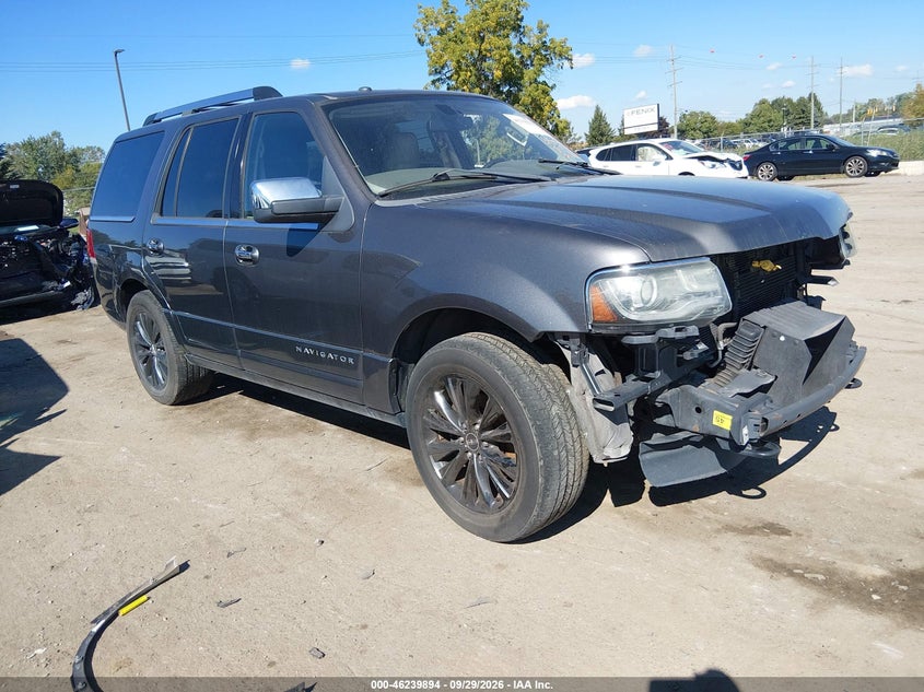 2015 Lincoln Navigator, Front, IAAI, VIN 5LMJJ2HT2FEJ04117
