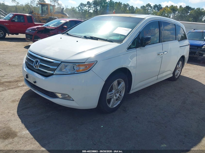2011 HONDA ODYSSEY auction photo 2