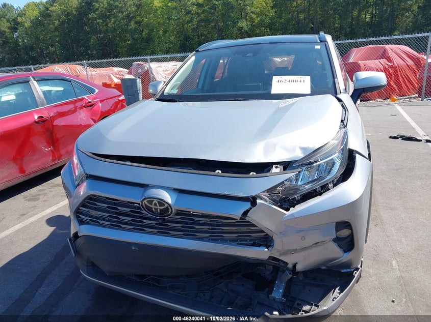 TOYOTA RAV4 - zdjęcie 19