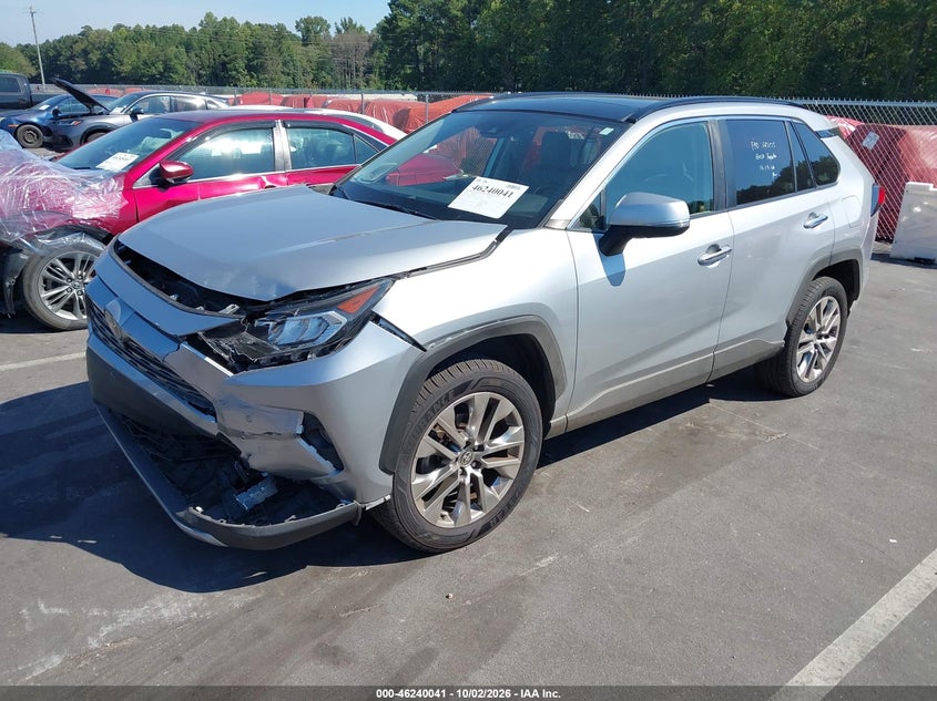 TOYOTA RAV4 - zdjęcie 2