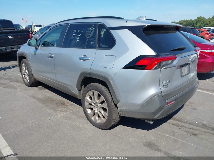 TOYOTA RAV4 - zdjęcie 3