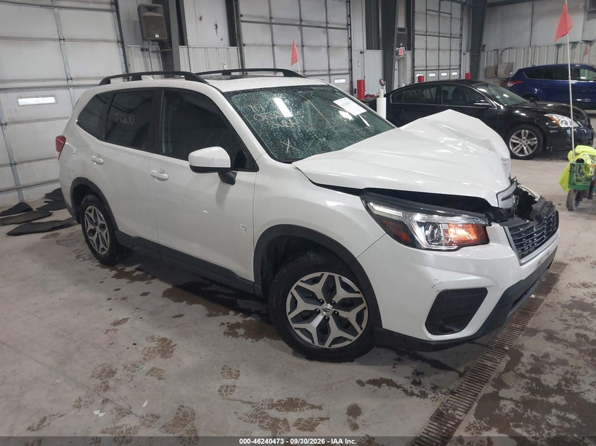 Vin: jf2skajc6lh590648, lot: 46740467, subaru forester premium 2020 img_1