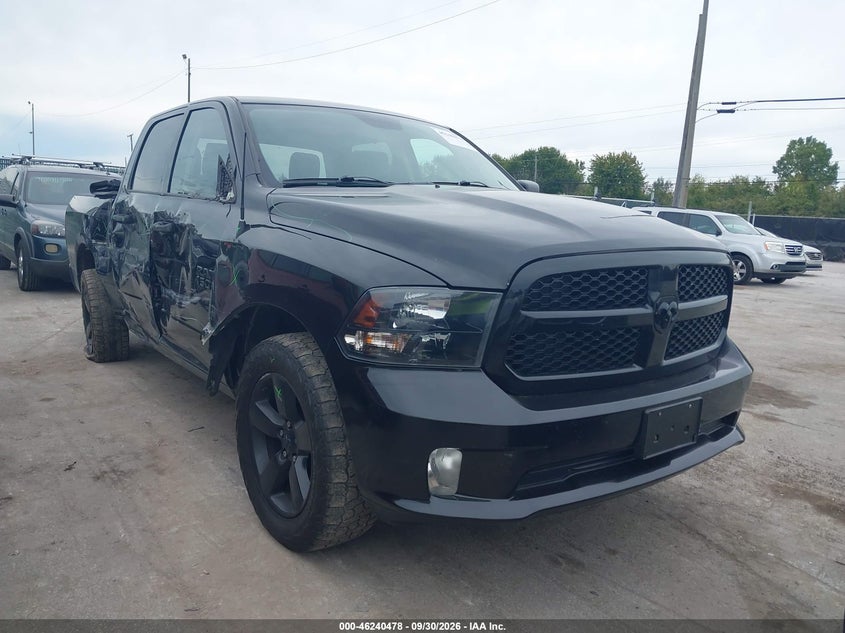 2018 Ram 1500 Express 4X4 5'7 Box, Правый бок, IAAI, VIN 1C6RR7KG8JS224646