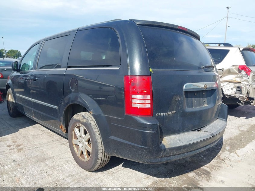 Vin: 2a4rr5d12ar204023, lot: 46740592, chrysler town & country touring 20103