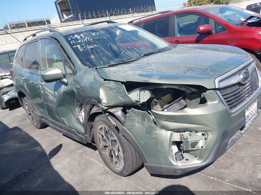 Vin: jf2skagc7kh579275, lot: 46740597, subaru forester premium 20191