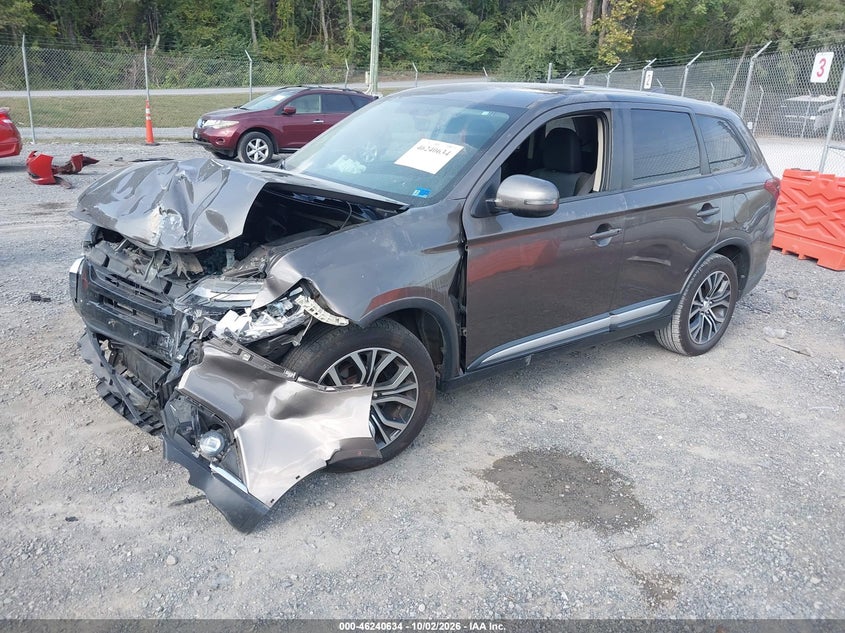 Vin: ja4ad3a3xhz049632, lot: 46740628, mitsubishi outlander se/sel 20172