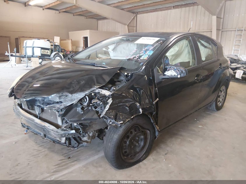 Vin: jtdkdtb36e1561536, lot: 46740690, toyota prius c two 20142
