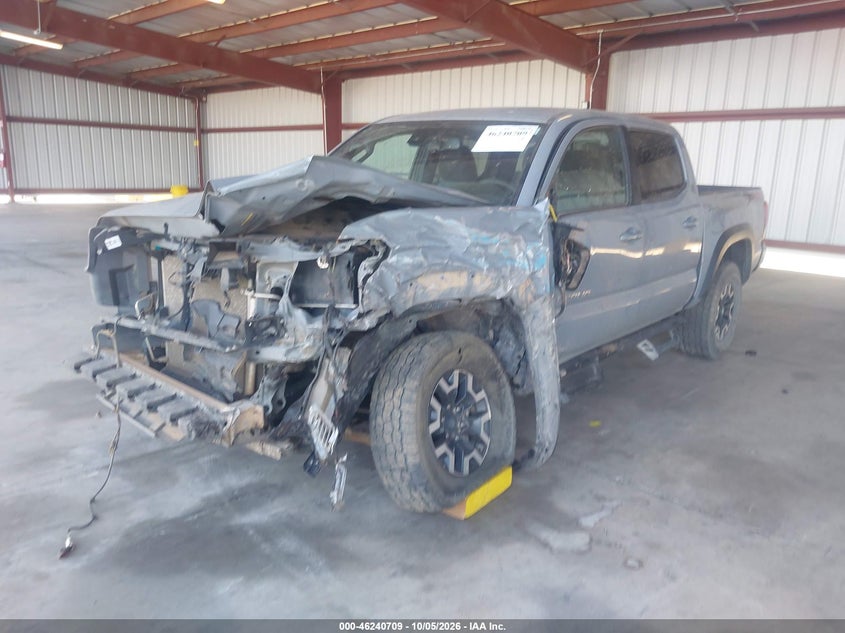 2020 Toyota Tacoma Trd Off-Road, Left Side, IAAI, VIN 3TMCZ5AN1LM360406 — photo 2