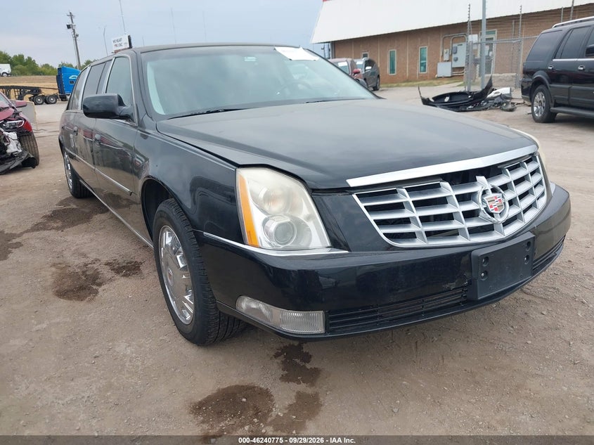 2011 CADILLAC DTS STANDARD