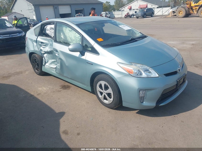 Vin: jtdkn3du9f1904294, lot: 46740870, toyota prius three 2015 img_1