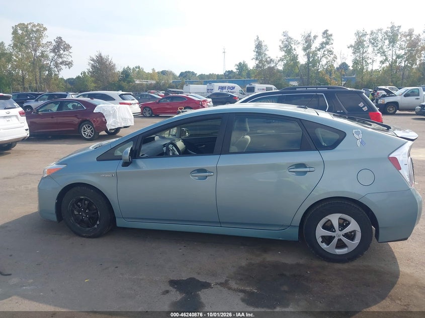 TOYOTA PRIUS - zdjęcie 14