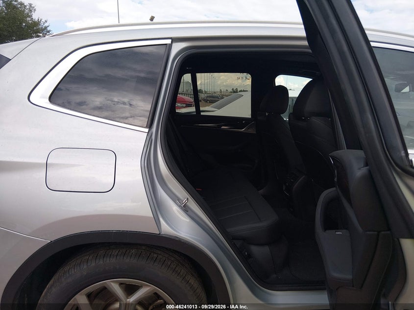 BMW X3 - zdjęcie 8