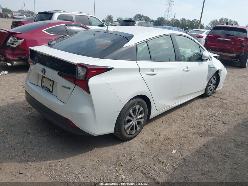 TOYOTA PRIUS - zdjęcie 4
