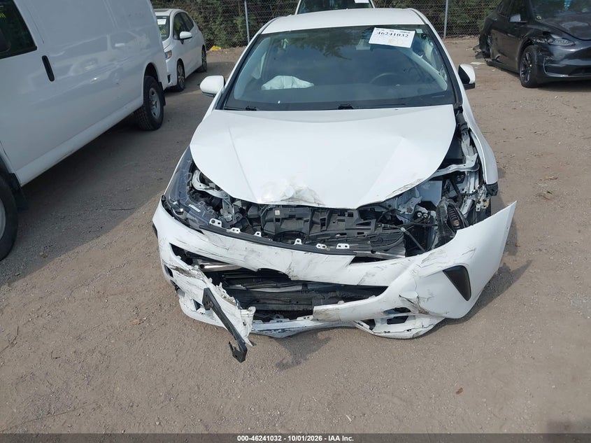 TOYOTA PRIUS - zdjęcie 6