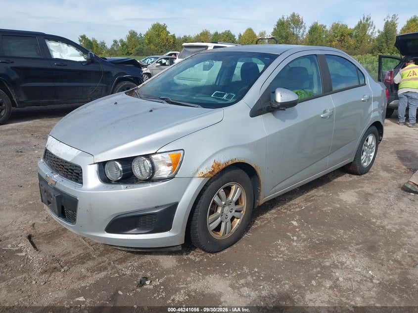 2012 CHEVROLET SONIC auction photo 2