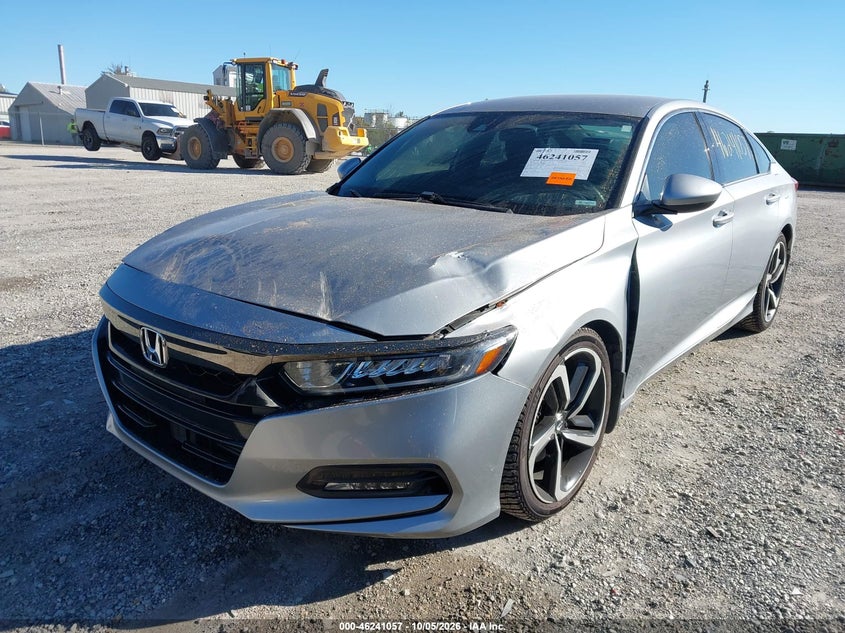 2018 Honda Accord Sport, Roof, IAAI, VIN 1HGCV1F32JA122832 — photo 2